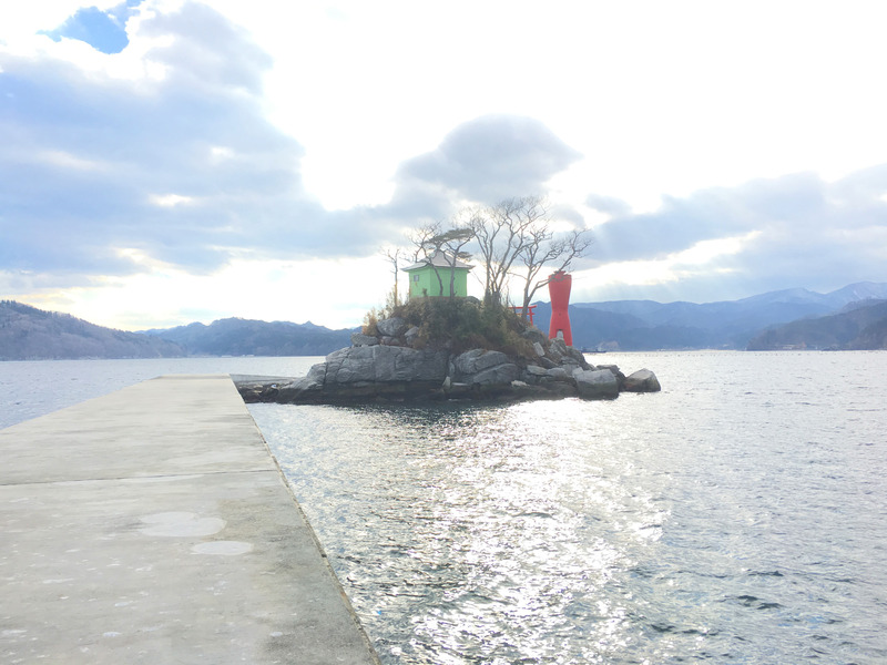 防波堤からの蓬莱島